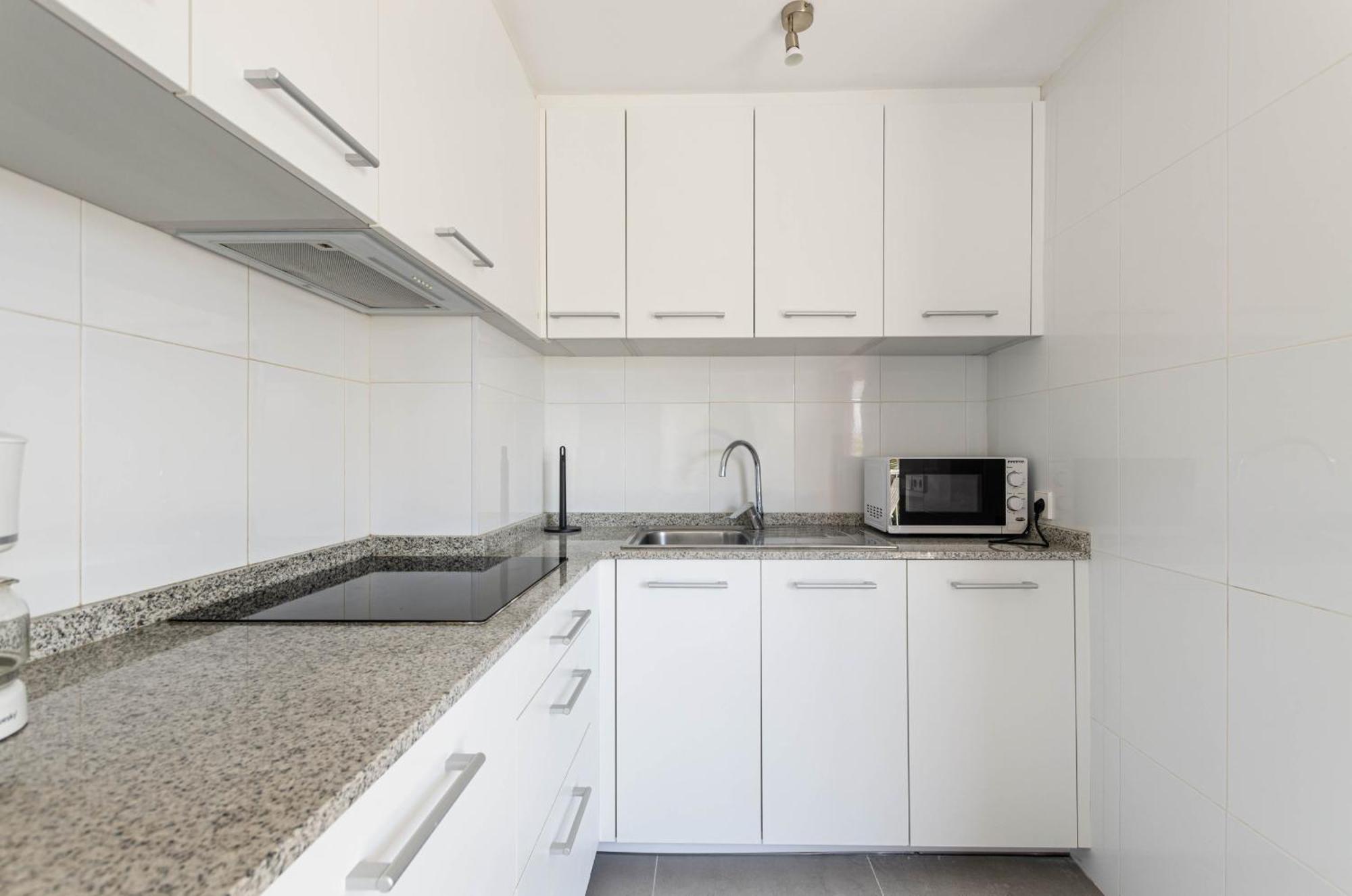 Yourhouse Monges Apartment With Balcony กันปิกาฟอร์ต ภายนอก รูปภาพ