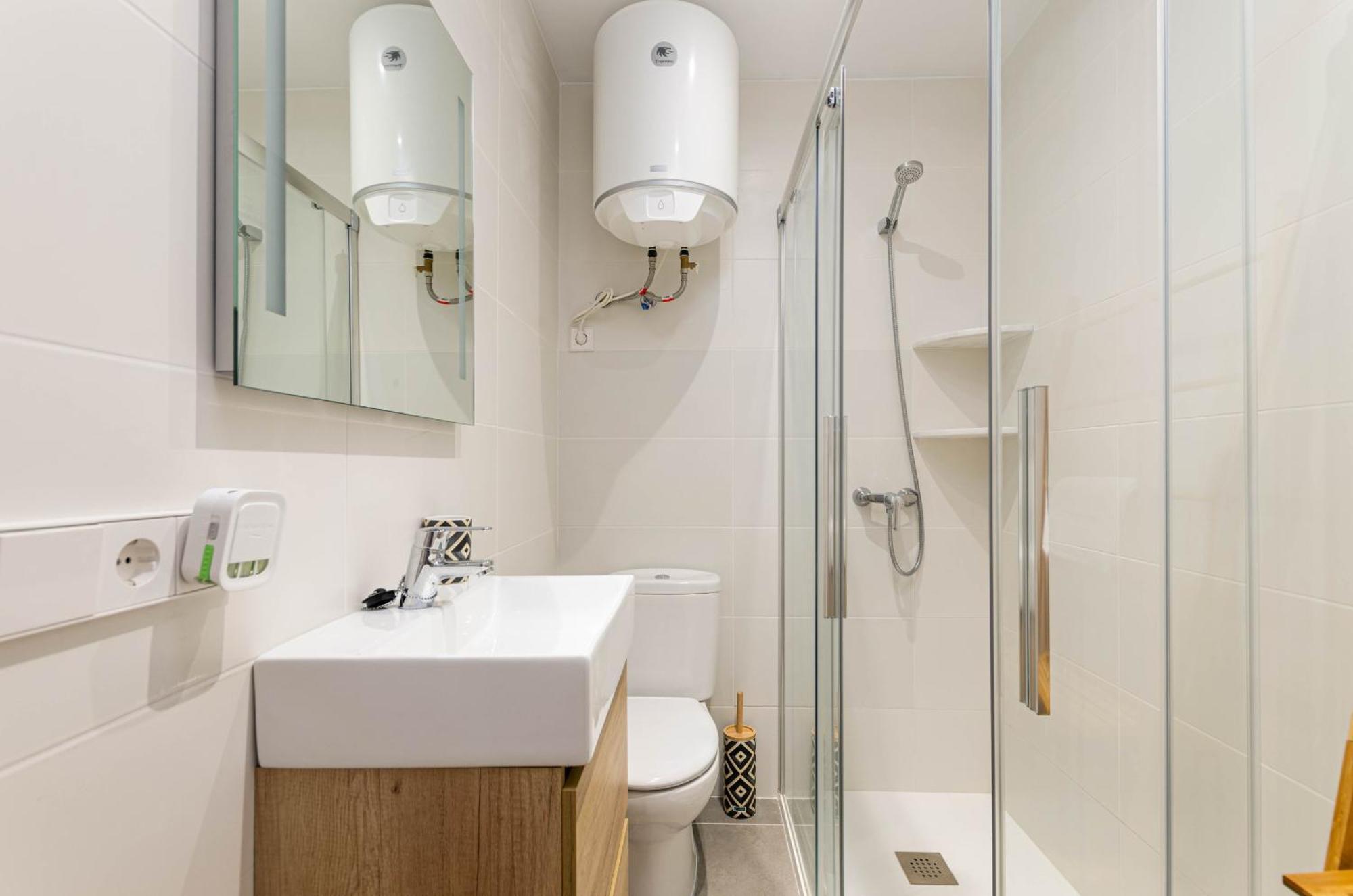 Yourhouse Monges Apartment With Balcony กันปิกาฟอร์ต ภายนอก รูปภาพ