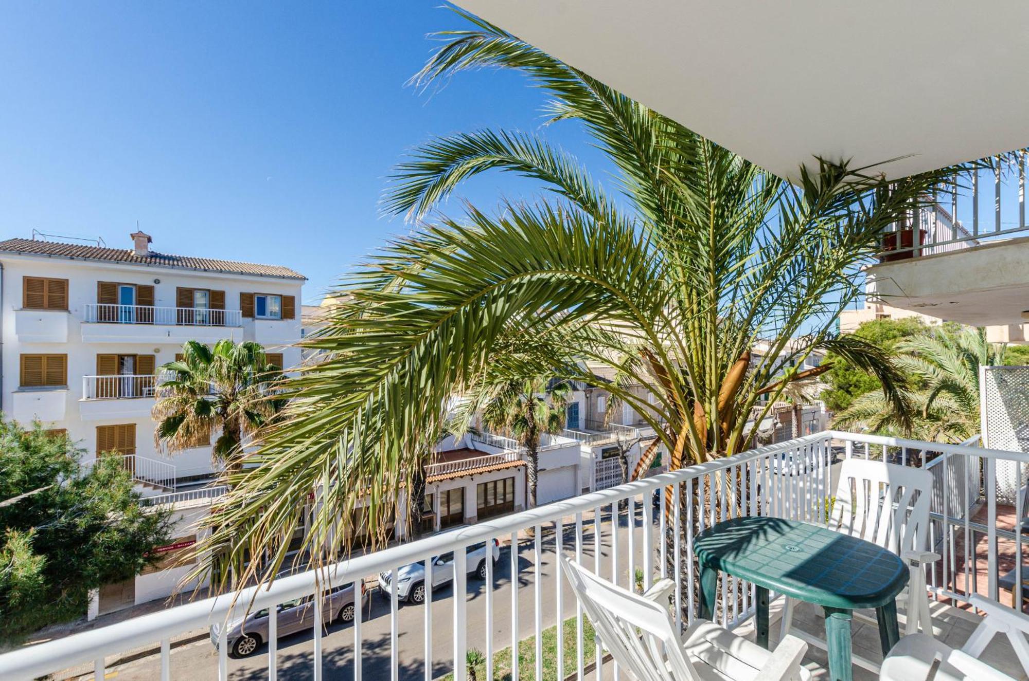 Yourhouse Monges Apartment With Balcony กันปิกาฟอร์ต ภายนอก รูปภาพ